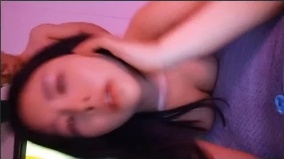 一脸享受的骚货真是骚死了