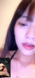 女的颜值很高，对白也很有趣，直接一起高潮